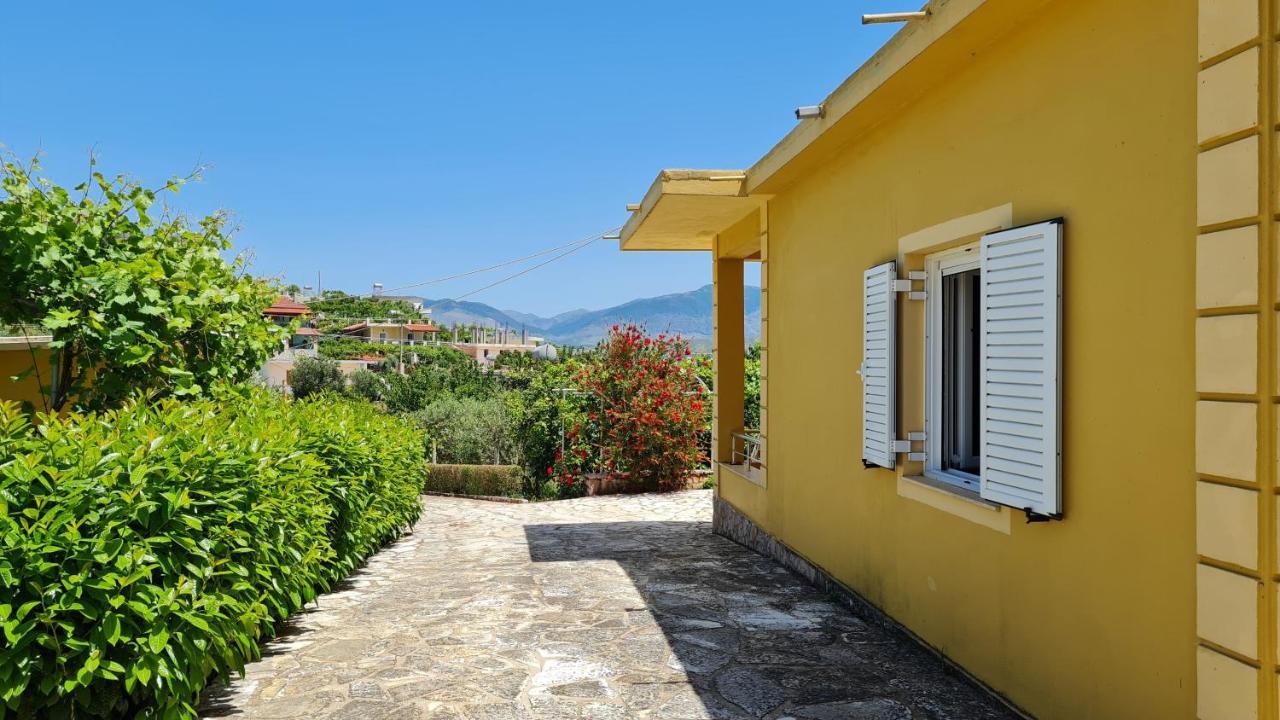 Village Home Next To The Sea Sarandë Exterior foto